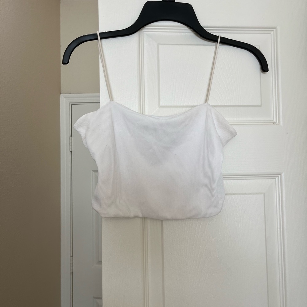 Cropped ribbed tank